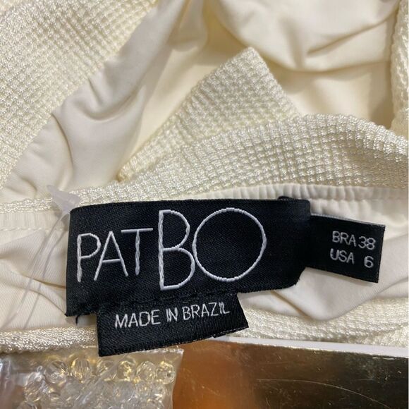 PatBO Flower Applique Halter Top Ivory White Floral 3D blouse crop Revolve NWT 6 - Picture 7 of 16